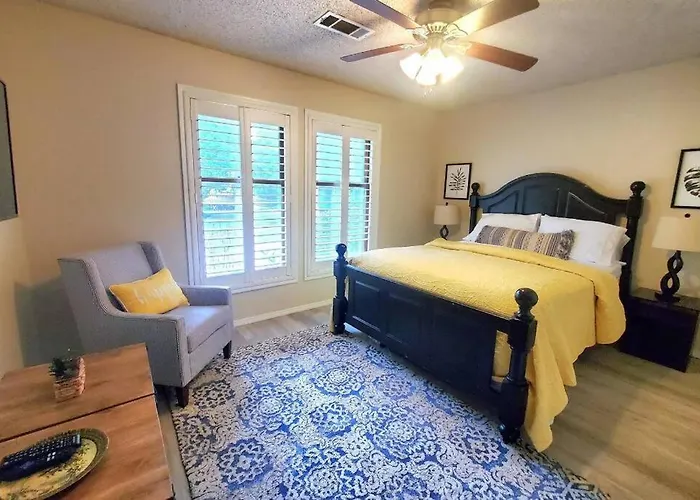 Hidden Gem 3Bd/2Bth 1Levl