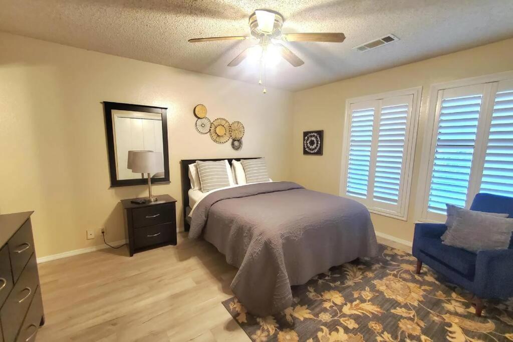 Hidden Gem 3bd/2bth 1levl Holiday home